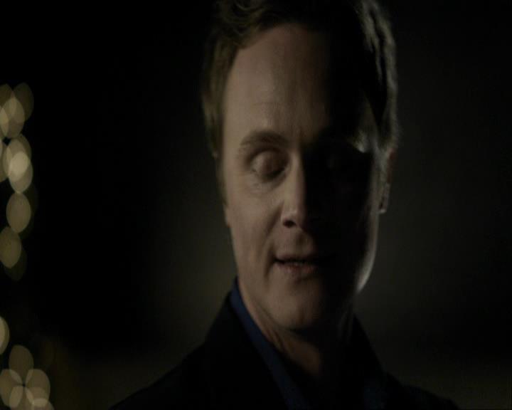 VampireDiariesWorld_dot_org-118UnderControl1251.jpg