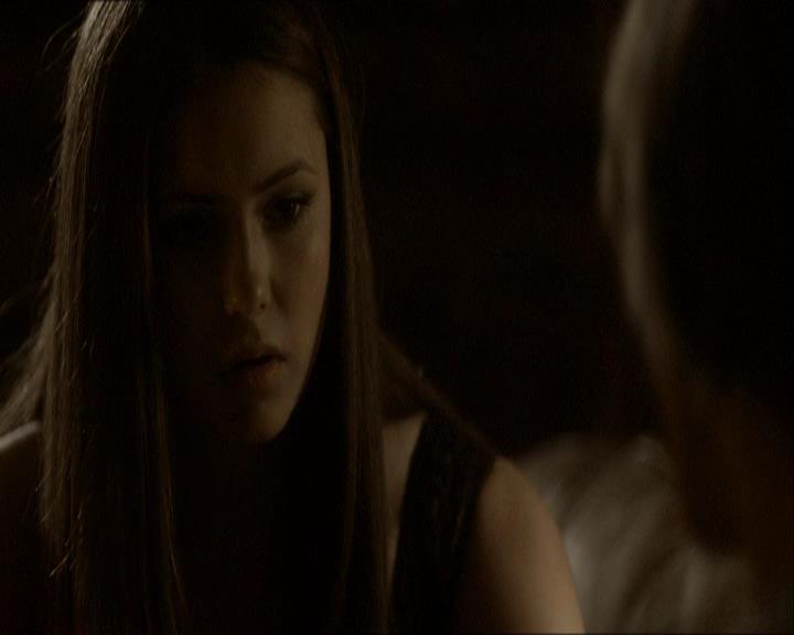 VampireDiariesWorld_dot_org-118UnderControl1308.jpg