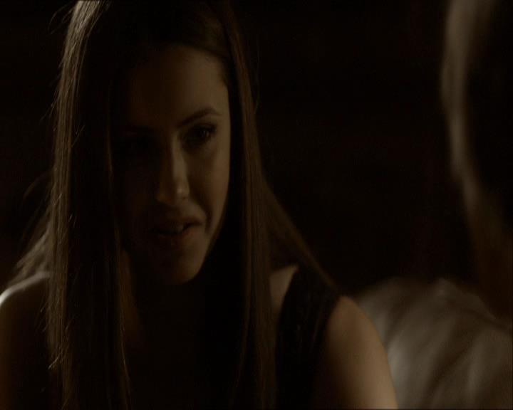 VampireDiariesWorld_dot_org-118UnderControl1323.jpg
