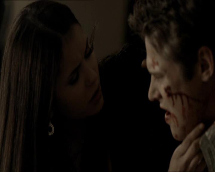 VampireDiariesWorld_dot_org-118UnderControl1480.jpg