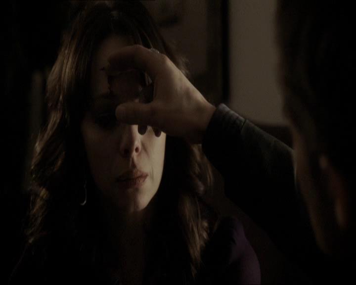 VampireDiariesWorld_dot_org-118UnderControl1553.jpg