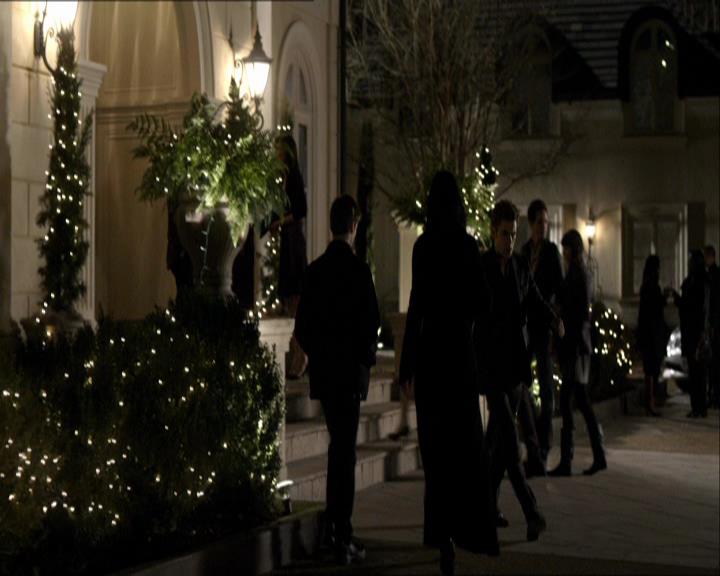 VampireDiariesWorld_dot_org-118UnderControl1571.jpg
