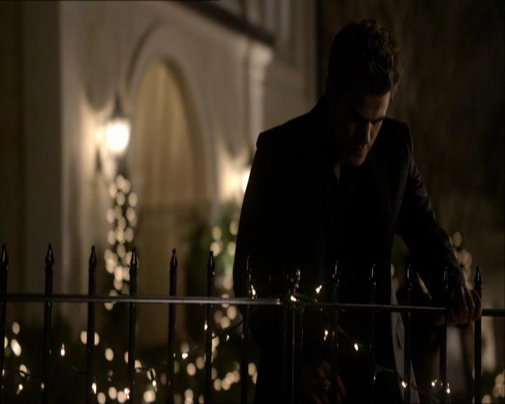 VampireDiariesWorld_dot_org-118UnderControl1581.jpg