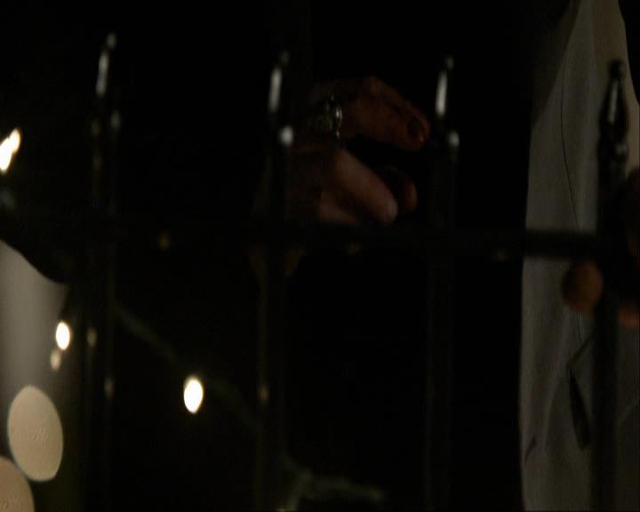 VampireDiariesWorld_dot_org-118UnderControl1583.jpg