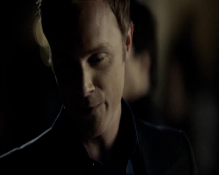 VampireDiariesWorld_dot_org-118UnderControl1966.jpg