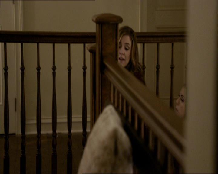 VampireDiariesWorld_dot_org-118UnderControl2030.jpg