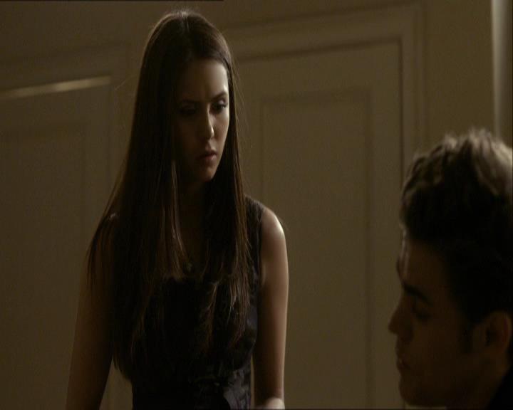 VampireDiariesWorld_dot_org-118UnderControl2097.jpg