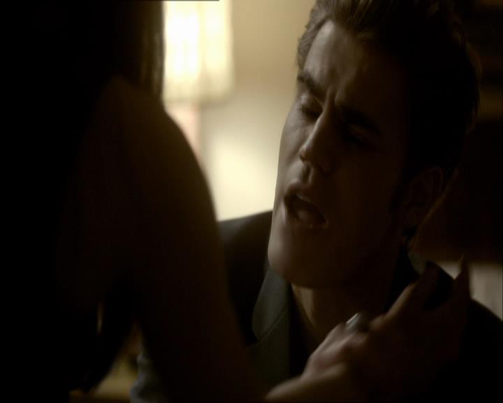 VampireDiariesWorld_dot_org-118UnderControl2125.jpg