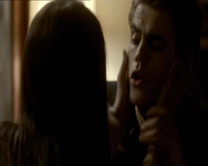 VampireDiariesWorld_dot_org-118UnderControl2146.jpg