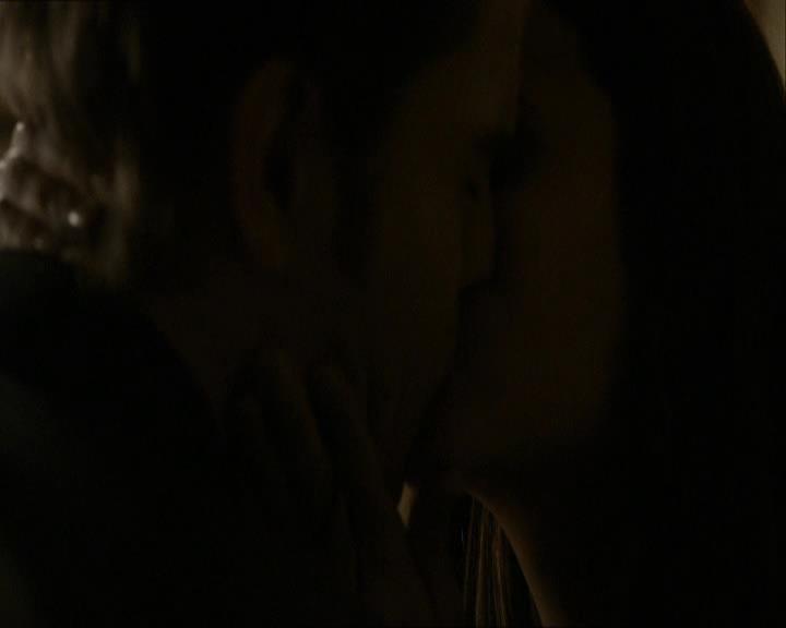 VampireDiariesWorld_dot_org-118UnderControl2167.jpg