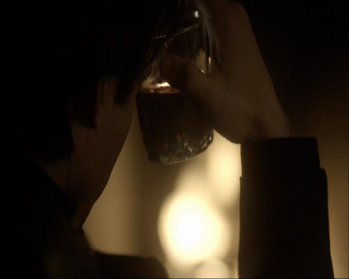 VampireDiariesWorld_dot_org-118UnderControl2192.jpg
