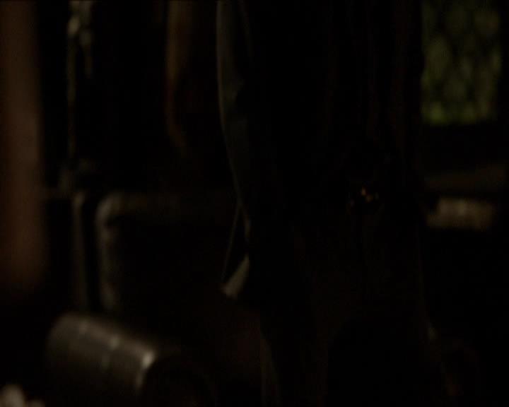 VampireDiariesWorld_dot_org-118UnderControl2203.jpg