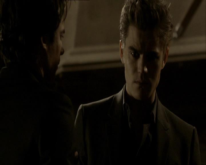 VampireDiariesWorld_dot_org-118UnderControl2231.jpg