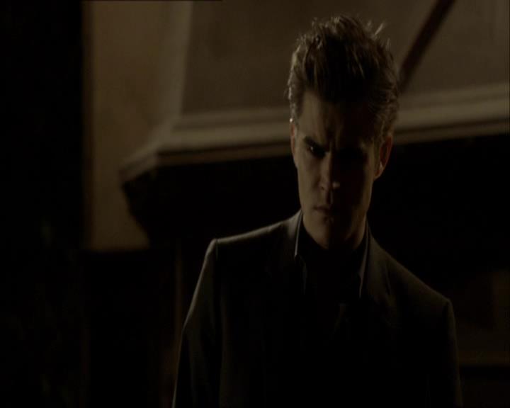 VampireDiariesWorld_dot_org-118UnderControl2242.jpg