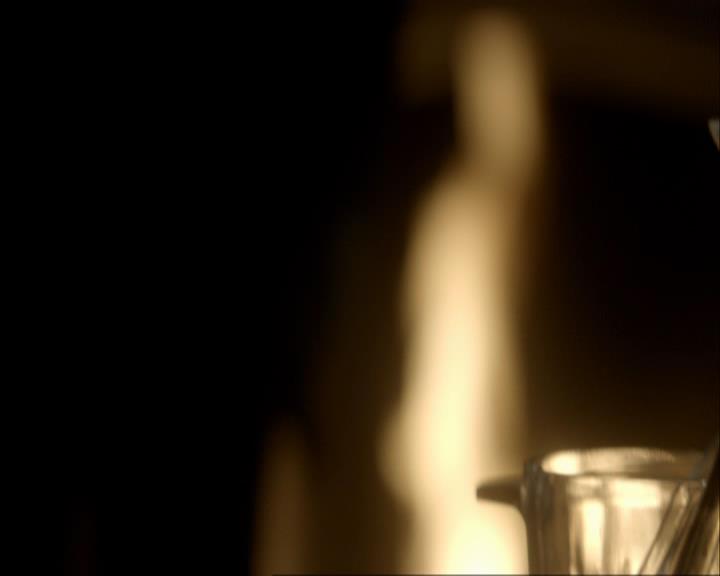 VampireDiariesWorld_dot_org-118UnderControl2245.jpg