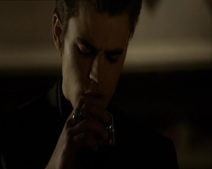 VampireDiariesWorld_dot_org-118UnderControl2266.jpg