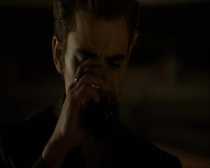 VampireDiariesWorld_dot_org-118UnderControl2270.jpg