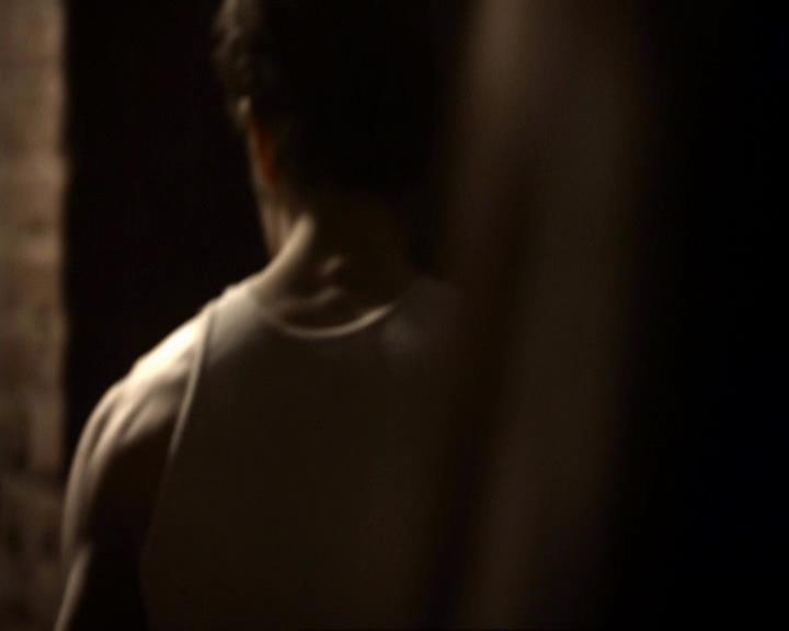 VampireDiariesWorld_dot_org-120BloodBrothers1032.jpg