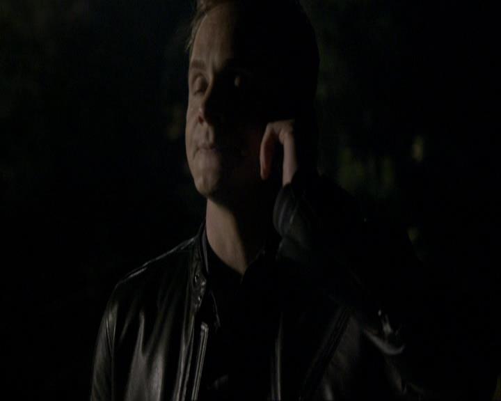 VampireDiariesWorld_dot_org-120BloodBrothers2252.jpg