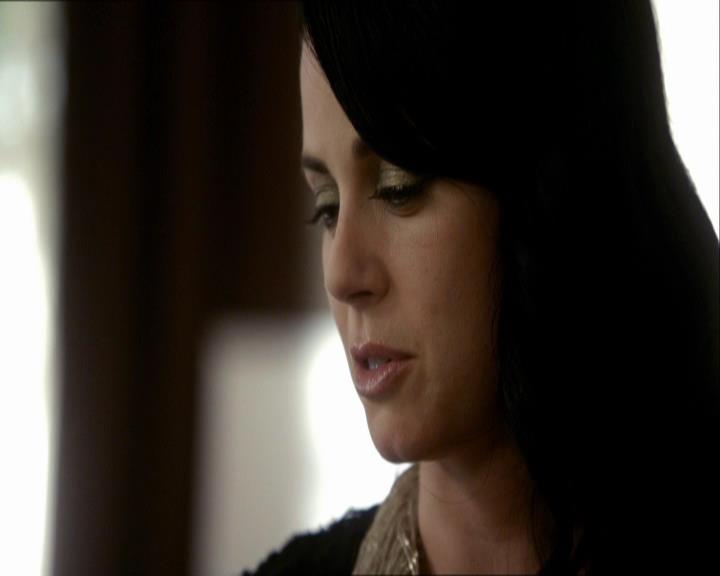VampireDiariesWorld_dot_org-121Isobel0394.jpg VampireDiariesWorld_dot_org-121Isobel0394.jpg