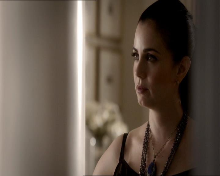 VampireDiariesWorld_dot_org-121Isobel1304.jpg