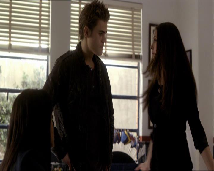 VampireDiariesWorld_dot_org-121Isobel1386.jpg