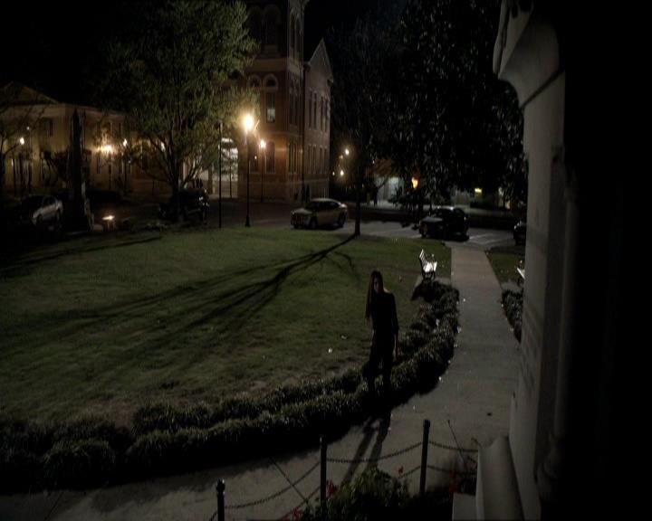 VampireDiariesWorld_dot_org-121Isobel1622.jpg