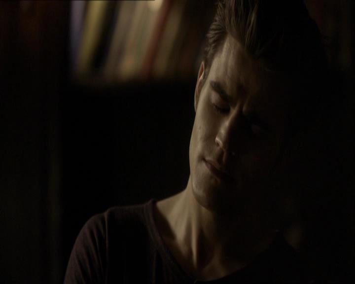 VampireDiariesWorld_dot_org-121Isobel2149.jpg