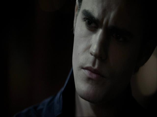 VampireDiariesWorld_dot_org-122FoundersDay1978.jpg