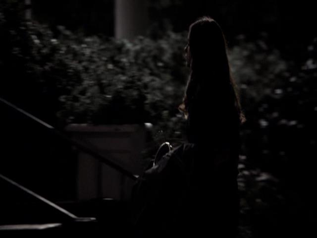 VampireDiariesWorld_dot_org-122FoundersDay1985.jpg