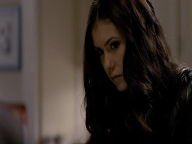 VampireDiariesWorld_dot_org-122FoundersDay2199.jpg