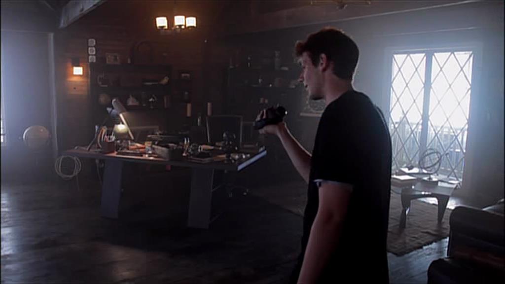 VampireDiariesWorld-dot-org_TVD-S1-SpecialFeatures_ADarkerTruthWebisodes_Captures00126.jpg