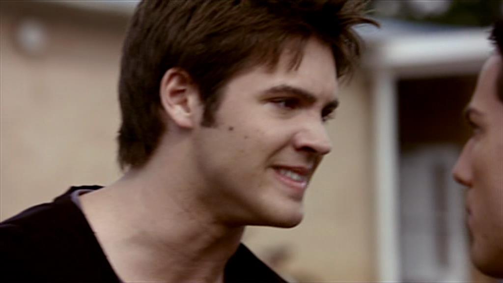 VampireDiariesWorld-dot-org_TVD-S1-SpecialFeatures_ANewBreedOfVampires_Captures00329.jpg