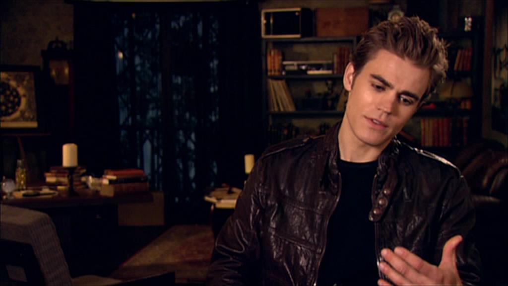 VampireDiariesWorld-dot-org_TVD-S1-SpecialFeatures_ANewBreedOfVampires_Captures00729.jpg