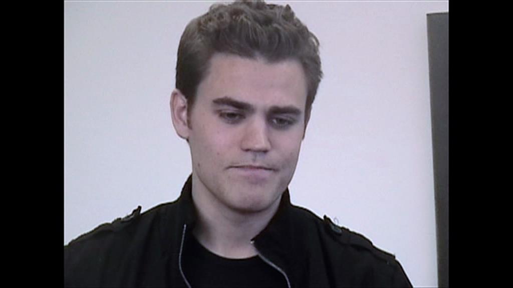 VampireDiariesWorld-dot-org_TVD-S1-SpecialFeatures_ANewBreedOfVampires_Captures00739.jpg