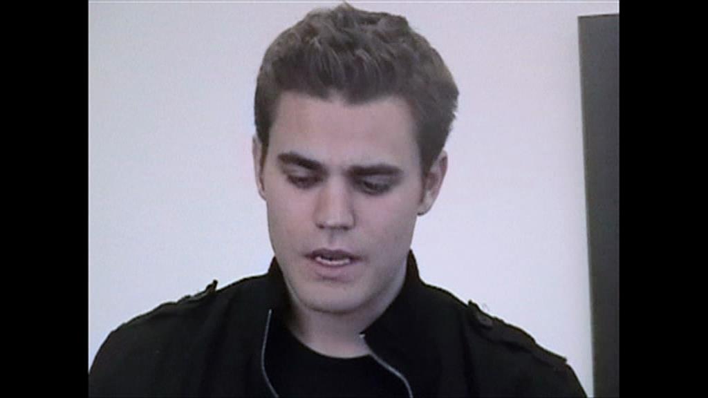 VampireDiariesWorld-dot-org_TVD-S1-SpecialFeatures_ANewBreedOfVampires_Captures00740.jpg