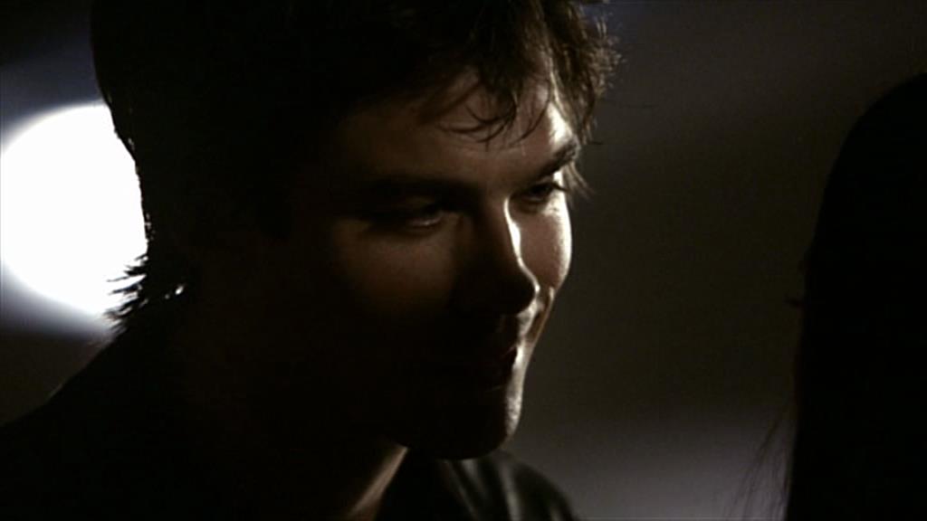 VampireDiariesWorld-dot-org_TVD-S1-SpecialFeatures_IntoMysticFalls_Captures00215.jpg