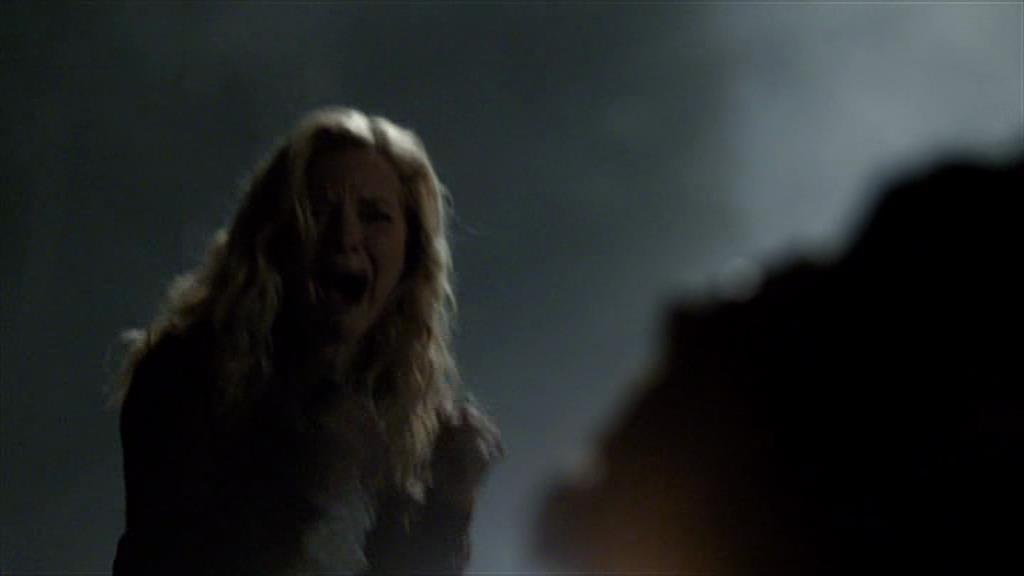 VampireDiariesWorld-dot-org_TVD-S1-SpecialFeatures_IntoMysticFalls_Captures00731.jpg