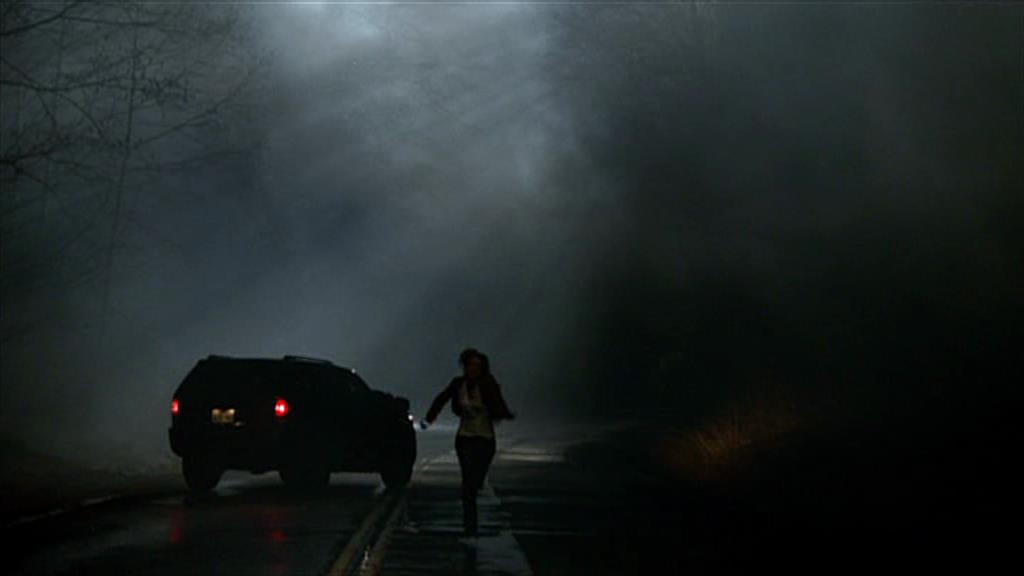 VampireDiariesWorld-dot-org_TVD-S1-SpecialFeatures_IntoMysticFalls_Captures00733.jpg