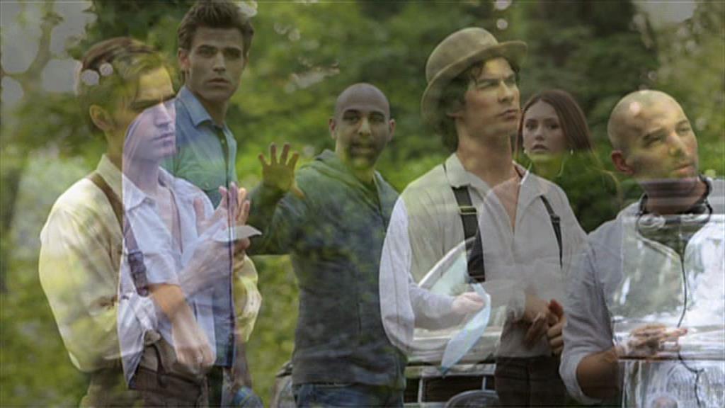 VampireDiariesWorld-dot-org_TVD-S1-SpecialFeatures_IntoMysticFalls_Captures00754.jpg