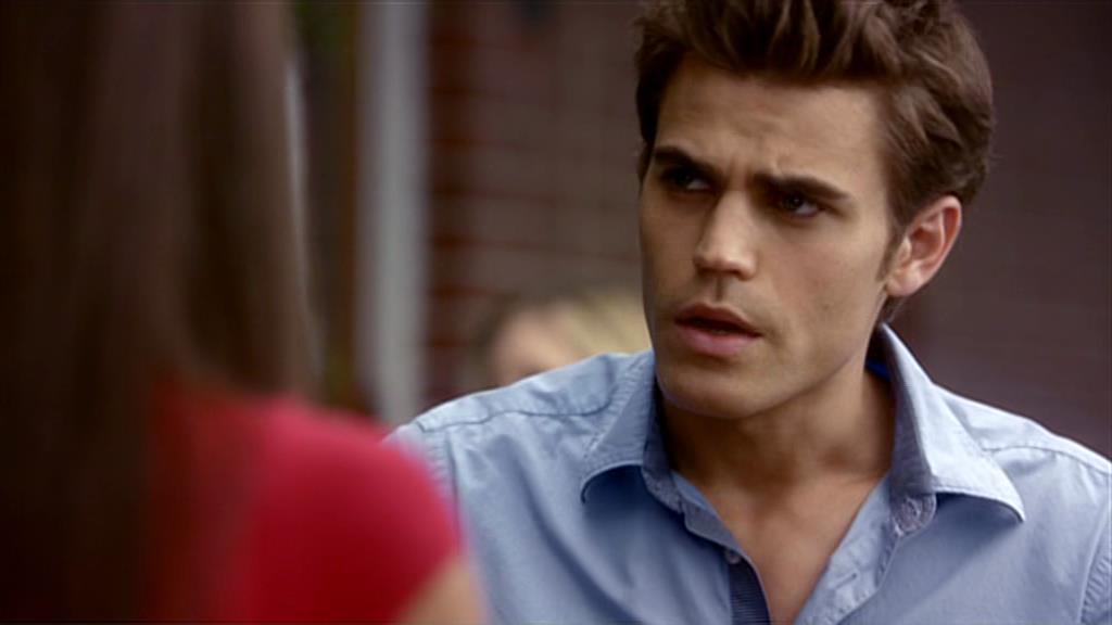 VampireDiariesWorld-dot-org_TVD-S1-SpecialFeatures_Vampires101_Captures00081.jpg