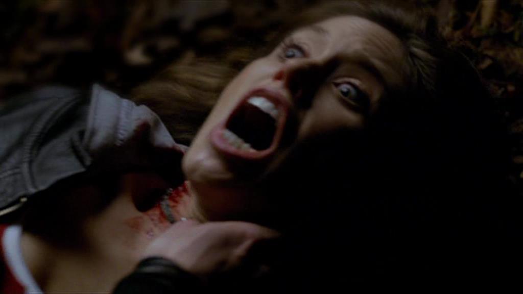 VampireDiariesWorld-dot-org_TVD-S1-SpecialFeatures_WhenVampireDontSuck_Captures00031.jpg