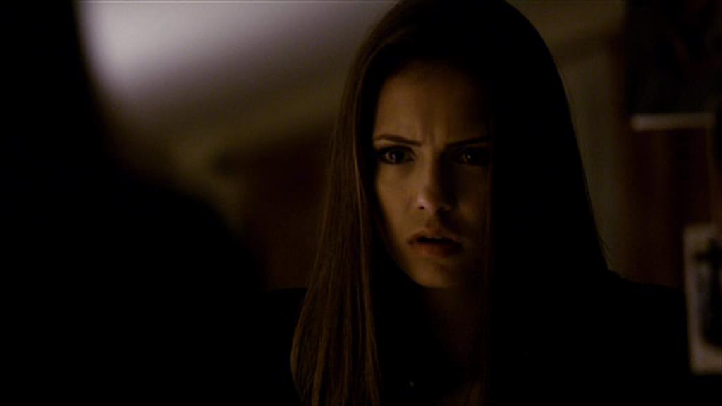 VampireDiariesWorld-dot-org_TVD-S1-SpecialFeatures_WhenVampireDontSuck_Captures00038.jpg
