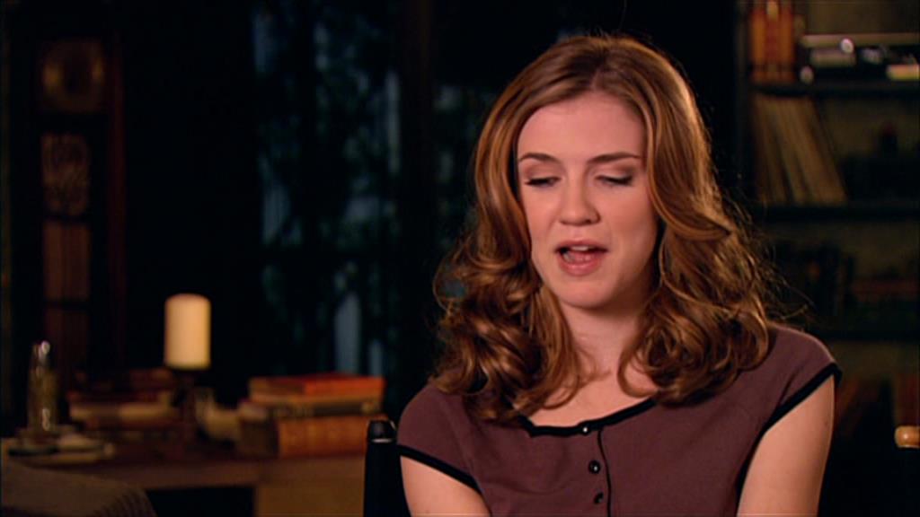 VampireDiariesWorld-dot-org_TVD-S1-SpecialFeatures_WhenVampireDontSuck_Captures00545.jpg
