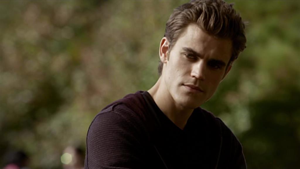 VampireDiariesWorld-dot-org_TVD-S1-SpecialFeatures_WhenVampireDontSuck_Captures00553.jpg
