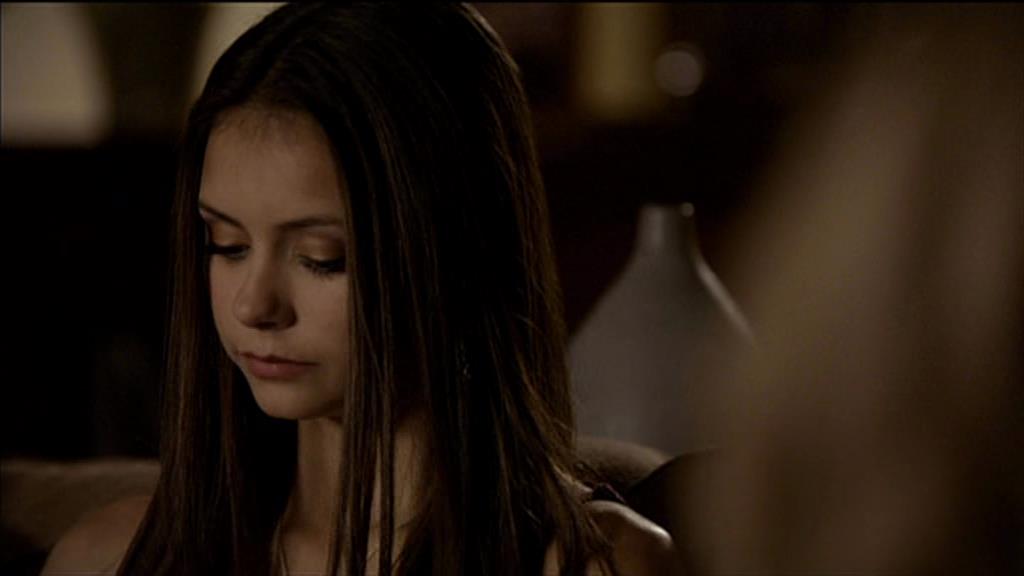 VampireDiariesWorld-dot-org_TVD-S1-SpecialFeatures_WhenVampireDontSuck_Captures00610.jpg