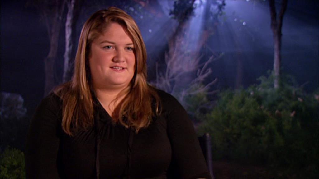 VampireDiariesWorld-dot-org_TVD-S1-SpecialFeatures_WhenVampireDontSuck_Captures00984.jpg