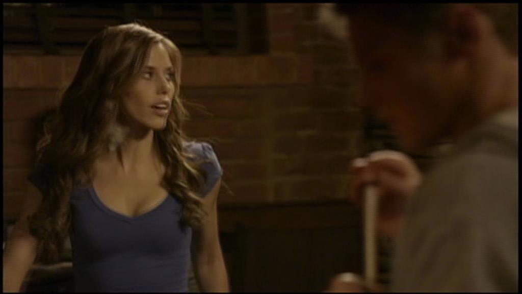 VampireDiariesWorld-dot-org_TVD-S1-UnairedScenes1x02_Captures00013.jpg
