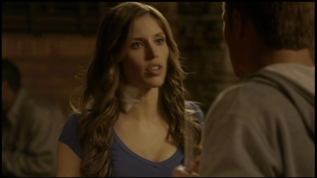 VampireDiariesWorld-dot-org_TVD-S1-UnairedScenes1x02_Captures00017.jpg
