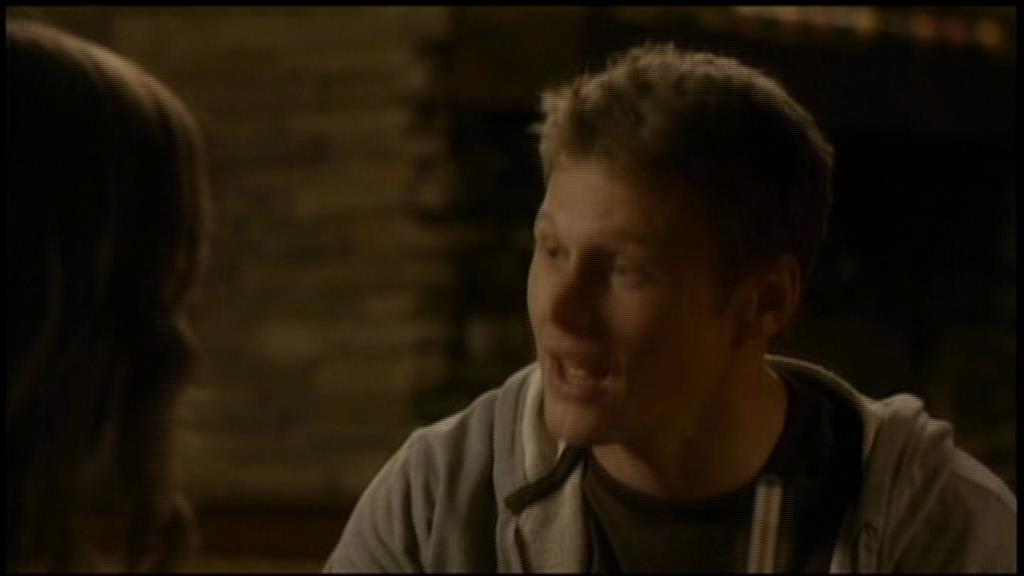 VampireDiariesWorld-dot-org_TVD-S1-UnairedScenes1x02_Captures00027.jpg